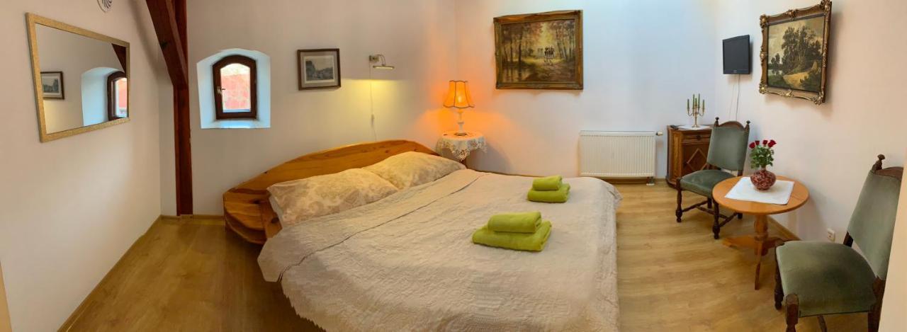 Hotel Kamienica Biala Kazimierz Dolny Esterno foto