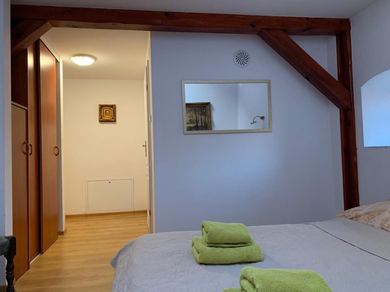 Hotel Kamienica Biala Kazimierz Dolny Esterno foto