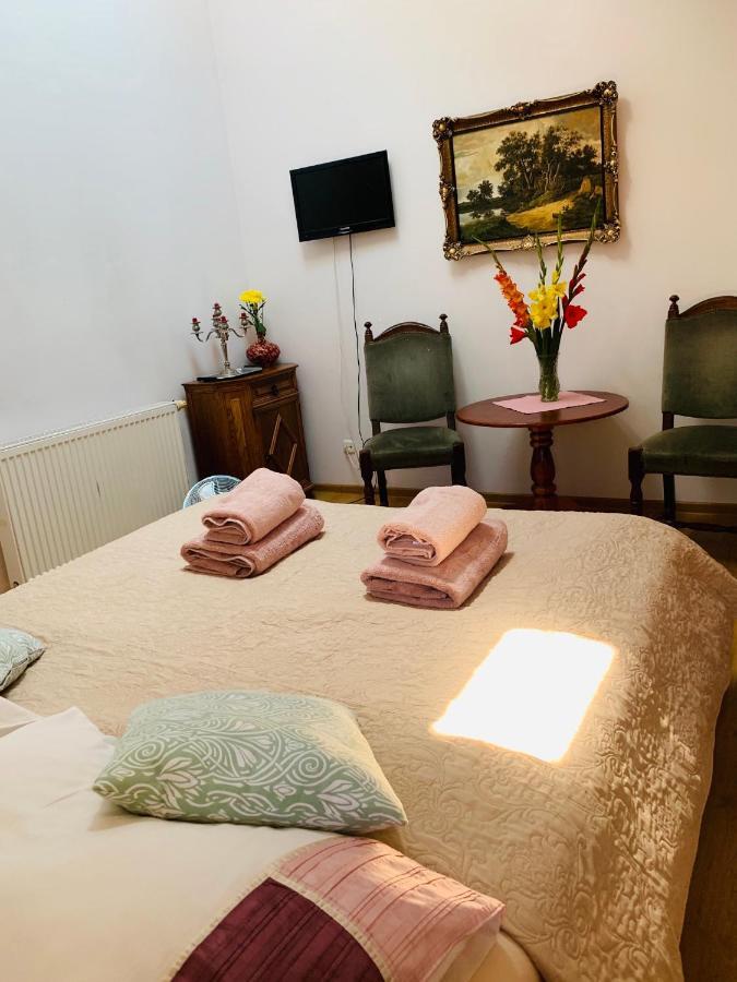 Hotel Kamienica Biala Kazimierz Dolny Esterno foto