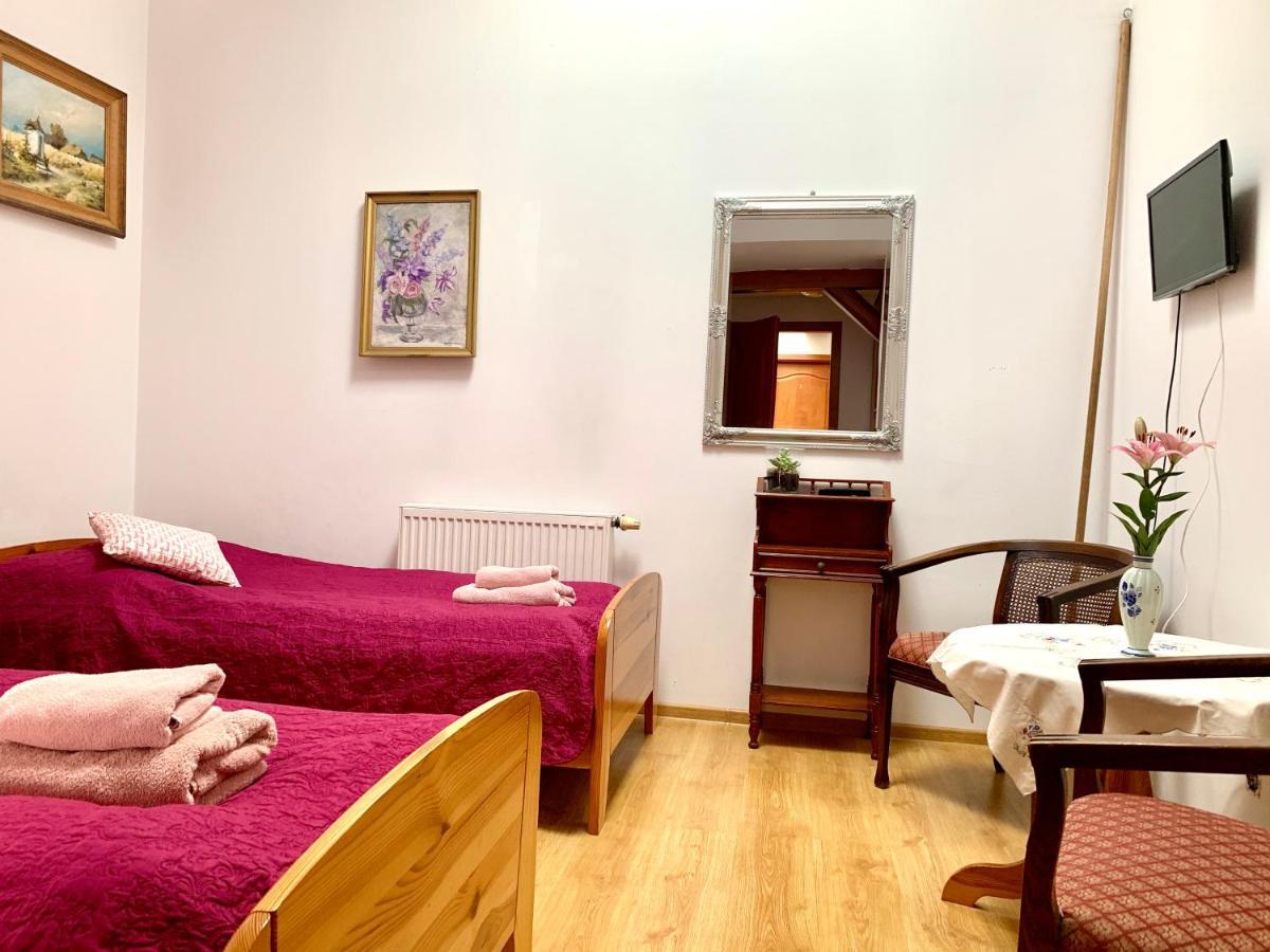 Hotel Kamienica Biala Kazimierz Dolny Esterno foto